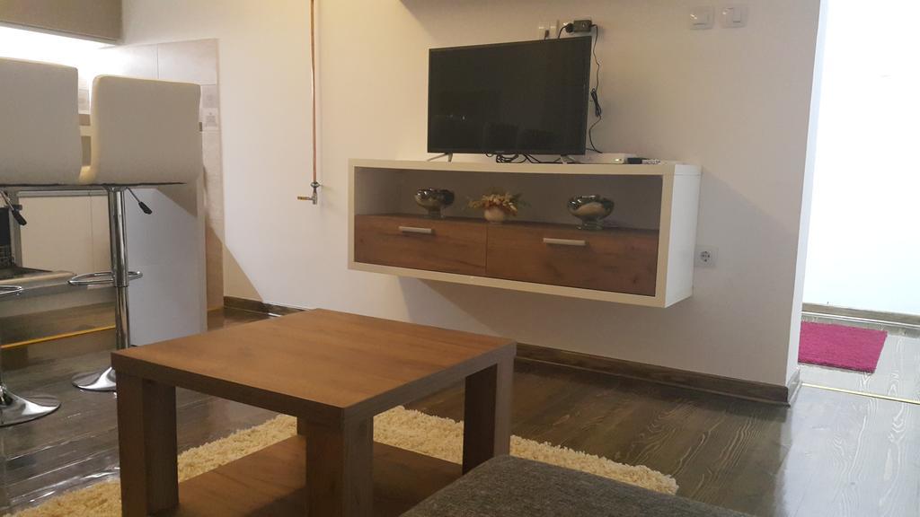 Sweet Dreams Apartment Arandjelovac Rum bild